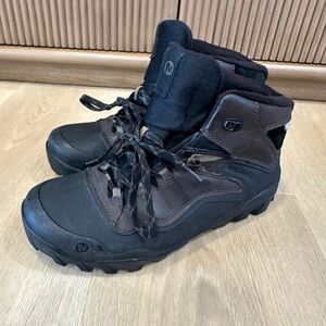 Merrell Men's Brown Hiking Boots overlook 6 ice waterproof snow boots size 8.5
